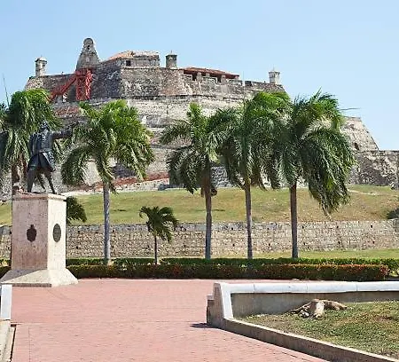 Family House Colonial-style * Cartagena